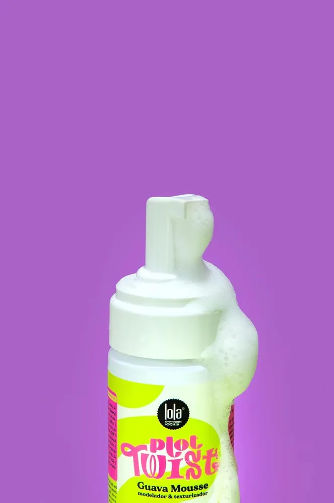 Lola Cosmetics Plot Twist Guava Mousse Modeladora Capilar 150ml