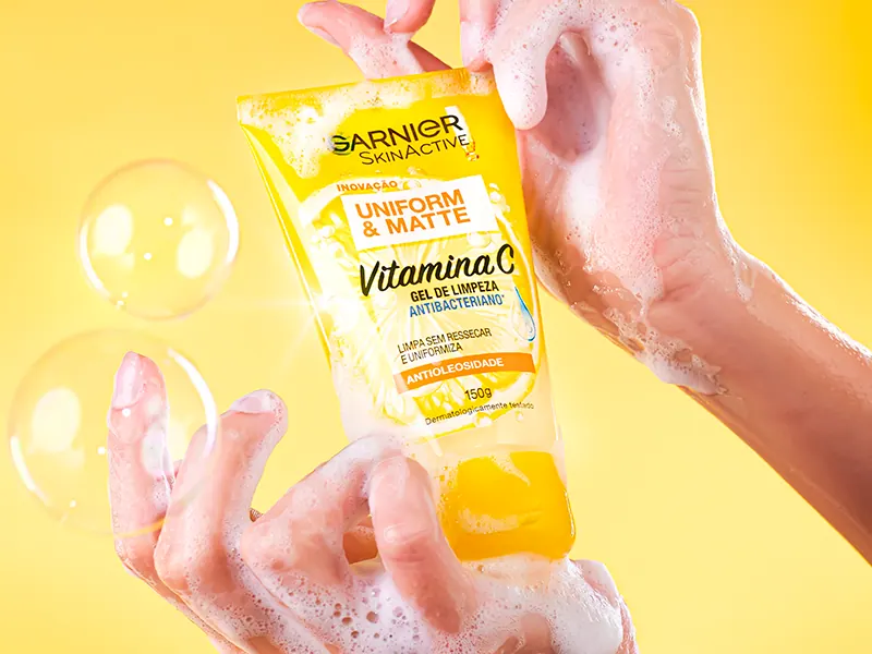 Garnier Uniform & Matte Gel de Limpeza Facial - imagem 2