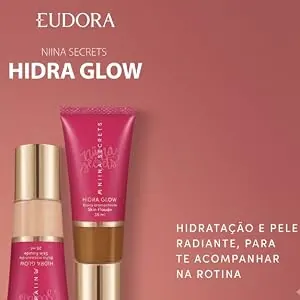 Base Niina Secrets Hidra Glow com ácido hialurônico e camadas construíveis