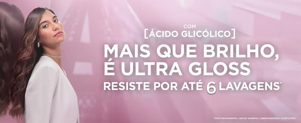 Cabelo com brilho gloss após o uso da linha Glycolic Gloss